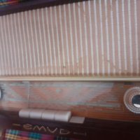 Старо бакелитено радио Emud / Favorit 62, снимка 4 - Други ценни предмети - 40104426