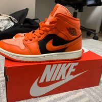 Jordan 1 Mid Orange Black , снимка 5 - Дамски ежедневни обувки - 43966718