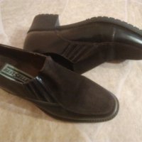 Обувки, снимка 1 - Дамски ежедневни обувки - 27205589
