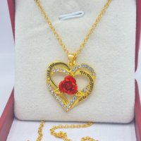 Колие с роза на любовта от медицинска стомана с 18к златно покритие, снимка 3 - Колиета, медальони, синджири - 43823172
