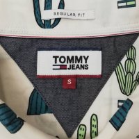 Tommy Hilfiger оригинална риза S Tommy Jeans Cactus, снимка 3 - Ризи - 37829094