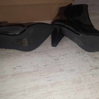 Нови лачени боти Tally Weijl, снимка 4 - Дамски обувки на ток - 43552238