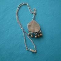 дамски  медальон   от естествени камъни и сачан, снимка 4 - Антикварни и старинни предмети - 37116285