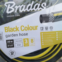 Маркуч градински трислоен Black Colour 20m / Bradas , снимка 1 - Градинска техника - 36520872