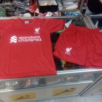 спортен екип Liverpool нов тениска и шорти , снимка 1 - Детски комплекти - 37305032