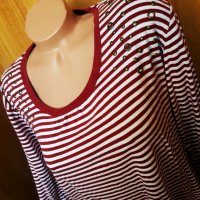 Червено-бяла блуза райе с декорация кабси на рамената 2ХЛ, снимка 3 - Блузи с дълъг ръкав и пуловери - 34617022
