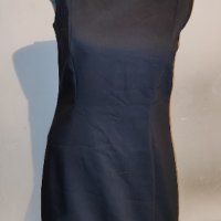 Елегантна рокля на H&M р-р М, снимка 1 - Рокли - 43750888