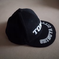 Нова черна шапка TOKYO с козирка за момиче/момче, снимка 2 - Шапки - 33300356