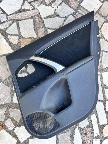 Вътрешна кора врата задна дясна Тойота Авенсис T27 седан 2009-2014г, снимка 1