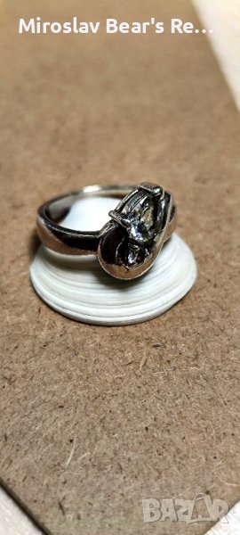 Сребърен пръстен с два броя циркони , размер на халката 18мм , снимка 1