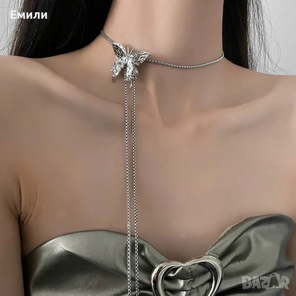 Метално колие чокър с пеперуда в сребрист цвят, снимка 1