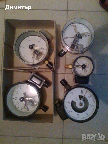  Контактни манометри, снимка 1