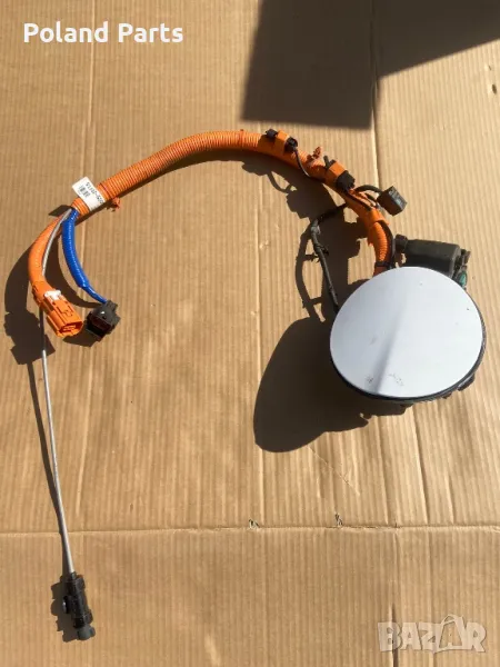 Букса за зареждане на Хюндай Йоник HYUNDAI IONIQ 91682-G2000 , снимка 1