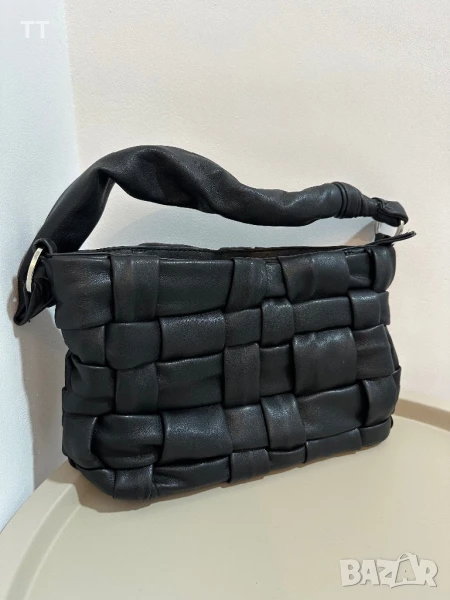 Черна дамска чанта на манго, снимка 1