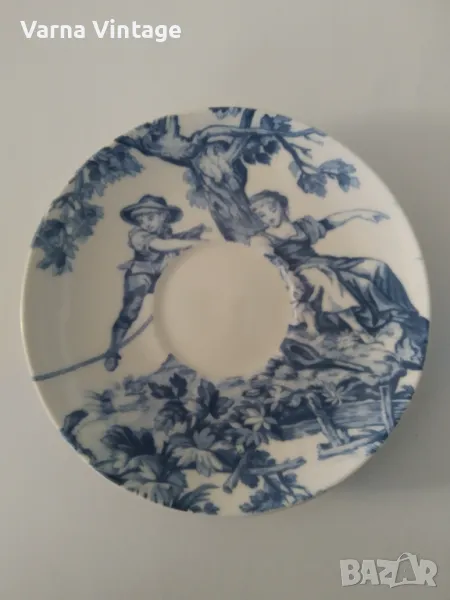 Колекционерска порцеланова чинийка във френски стил. FORM LIVING Швеция., снимка 1