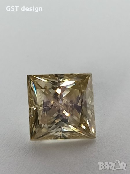Уникален Топ Голям Фенси Шампанско Принцеса Мойсанит Диамант Moissanite Diamond 3+карата, снимка 1