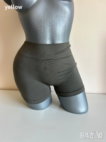 Спортни къси панталонки , снимка 1