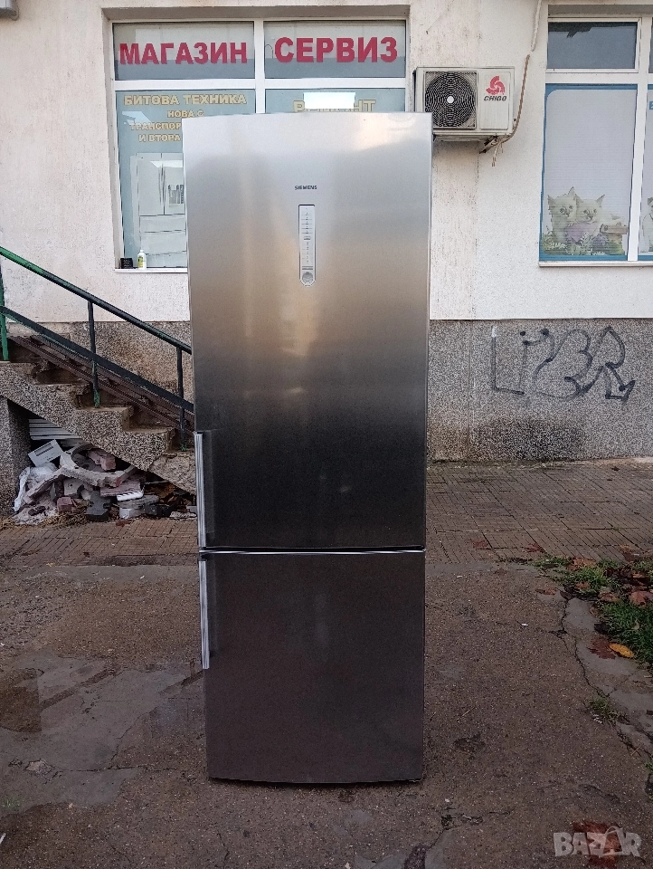 XXL иноксов комбиниран хладилник с фризер Сименс Siemens с две години гаранция!, снимка 1