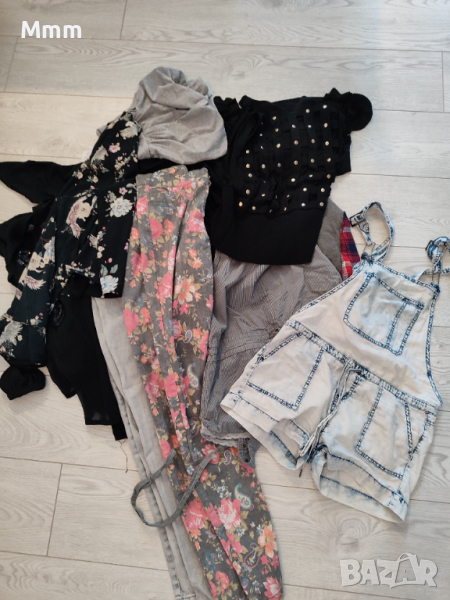 Дрехи ХС, С, М размер-тениски, гащеризони, дънки,блузи , снимка 1