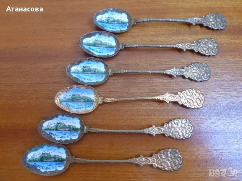 Сувенирни лъжички с емайл Братислава , снимка 1