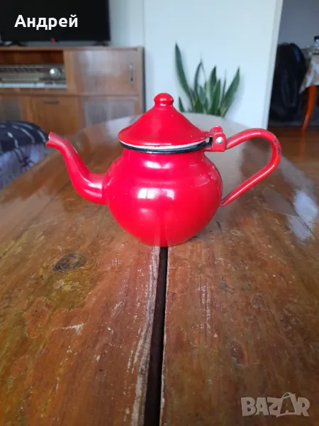 Стар емайлиран чайник #72, снимка 1
