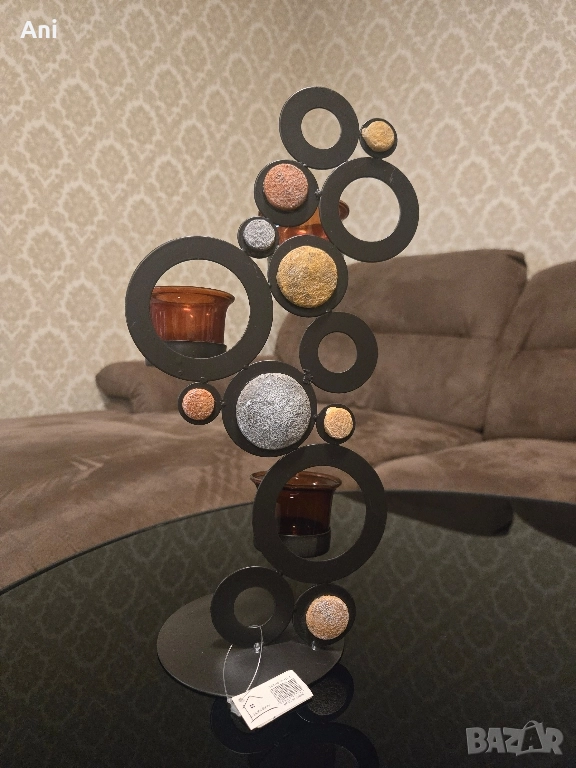 Страхотен свещник със стъклени чашки , снимка 1