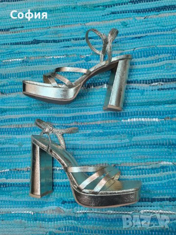 Златни сандали Sinsay, снимка 4 - Сандали - 44133045