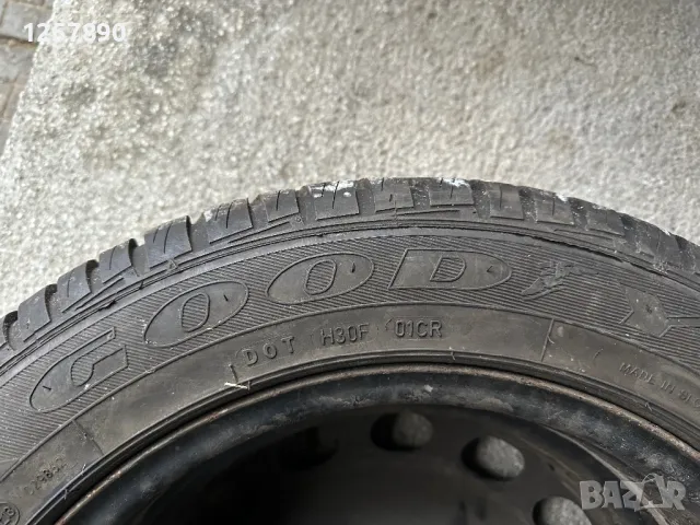 Goodyear UltraGrip 205/55/16 , снимка 3 - Гуми и джанти - 48308762