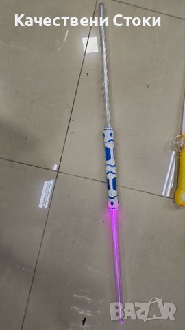 🗡️ Детски светещ LED меч тип "Джедай" с различни светлини и музика, снимка 2 - Други - 43059923