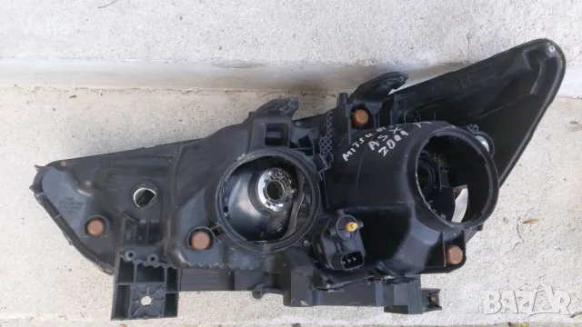 десен фар Mitsubishi ASX, снимка 2 - Части - 47576363