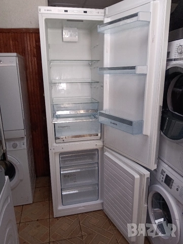 Комбиниран хладилник с фризер Бош Bosch с две години гаранция!, снимка 8 - Хладилници - 53556113