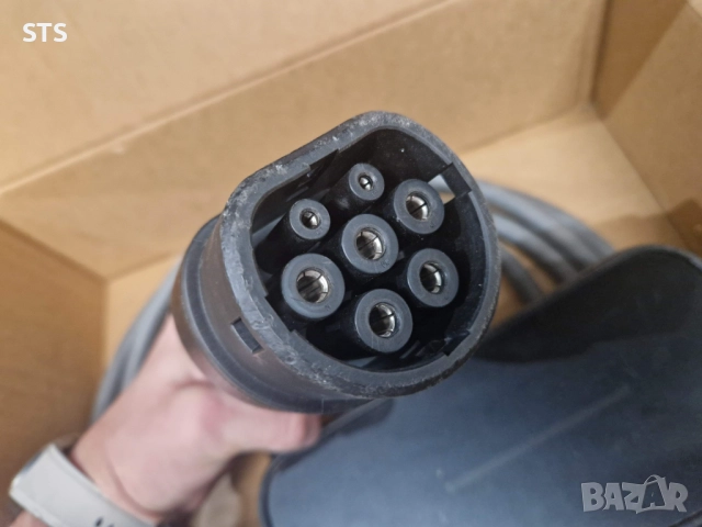 Мобилна трифазна зарядна станция BMW Flexible Fast Charger 11kW 16A, снимка 2 - Аксесоари и консумативи - 52978594