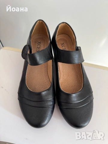 Черни елегантни дамски обувки с лепки и нисък ток . 41 номер, снимка 3 - Дамски обувки на ток - 52020092