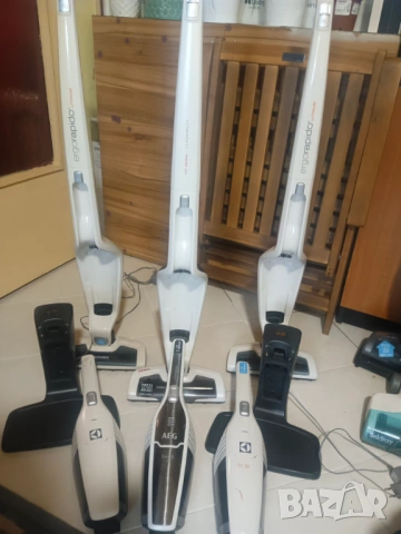 Безкабелни прахосмукачки AEG 2в1- Li-ion, снимка 8 - Прахосмукачки - 53495535