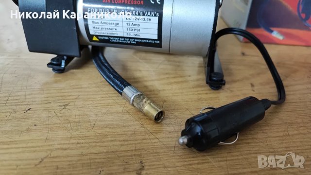 Продавам автомобилен компресор за гуми на 12v, снимка 4 - Аксесоари и консумативи - 48832240