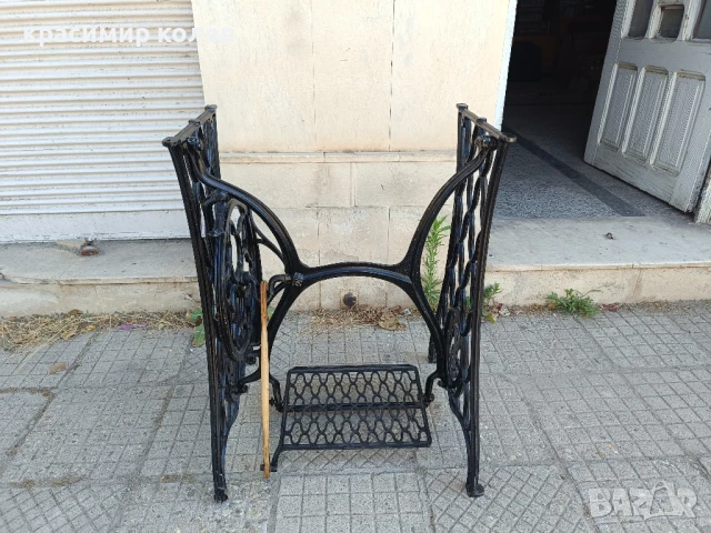 основа от стара шевна машина "SINGER", снимка 1