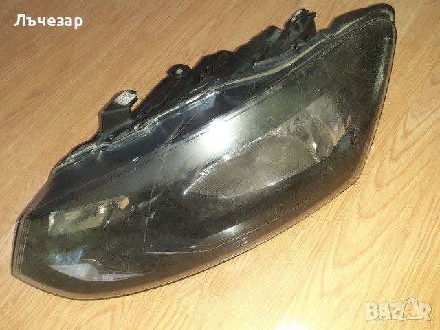 Фар за Volkswagen Polo