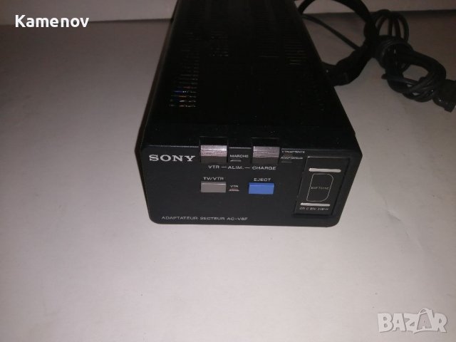 Продавам зарядно устройство 