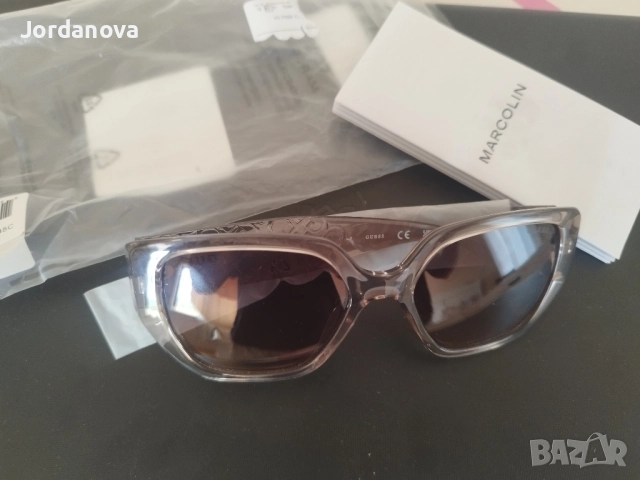 GUESS оригинални нови слънчеви очила, снимка 2 - Слънчеви и диоптрични очила - 51623389