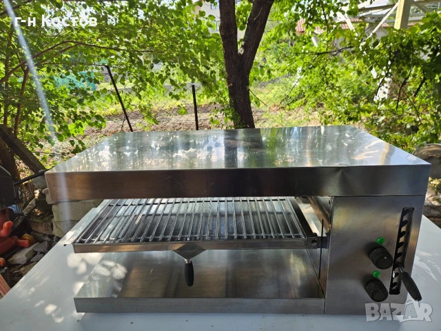 Принцесник Саламандър със движение нагоре и надолу става за принцеси, гьовечета, пърленки и други 