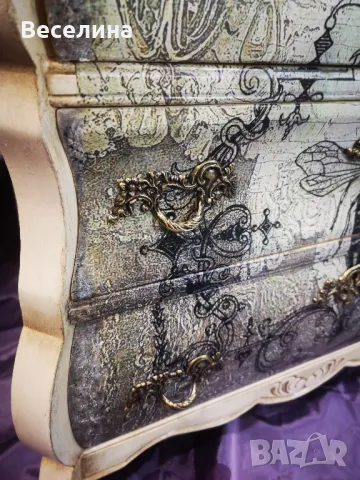 Уникален антикварен скрин , снимка 7 - Скринове - 48721046