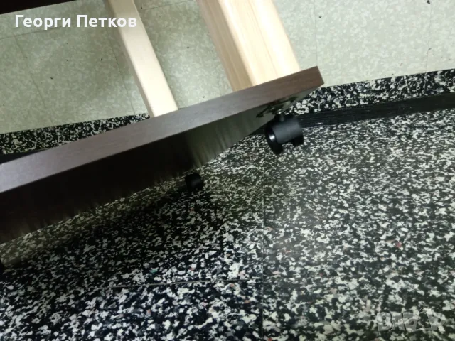 Малка холна масичка,с колелца, снимка 4 - Маси - 49939408