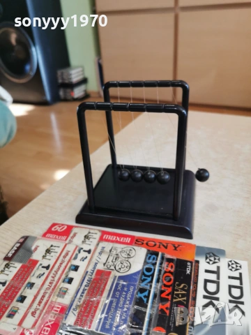 Люлката на Нютон-14Х13Х12СМ ЧЕРНО 1501261754, снимка 17 - Колекции - 53112551