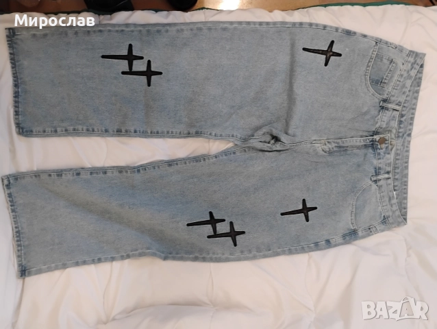 Дънки  Са Нови и Са  Голям размер.