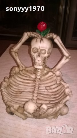 черепи-Декоративен пепелник-14х12х12см, снимка 7 - Колекции - 26905679