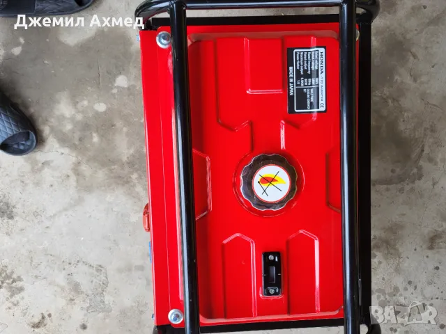 Honda бензинов генератор, снимка 4 - Генератори - 49770958