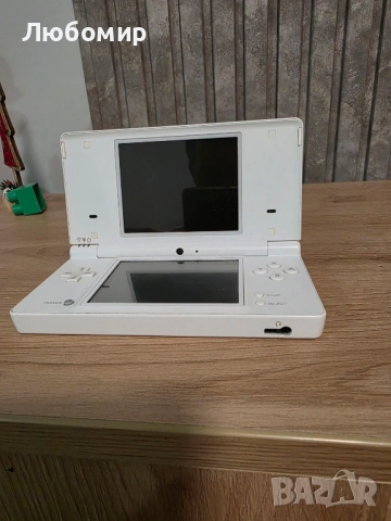 Конзола Nintendo DSi, снимка 3 - Nintendo конзоли - 52976065