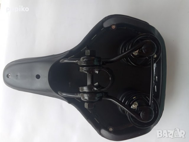 Продавам колела внос от Германия седалка за велосипед SPIDER SADDLE, снимка 4 - Части за велосипеди - 33402807