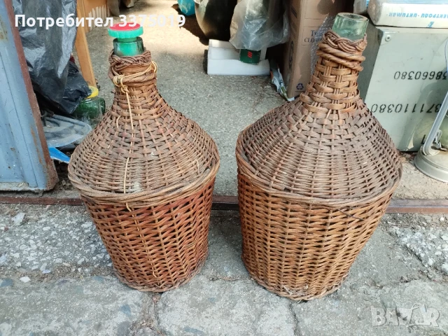 Две дамаджани 