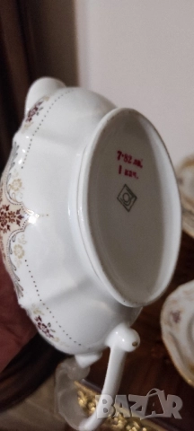 Български порцеланов сервиз златна Изида , снимка 6 - Сервизи - 51636550